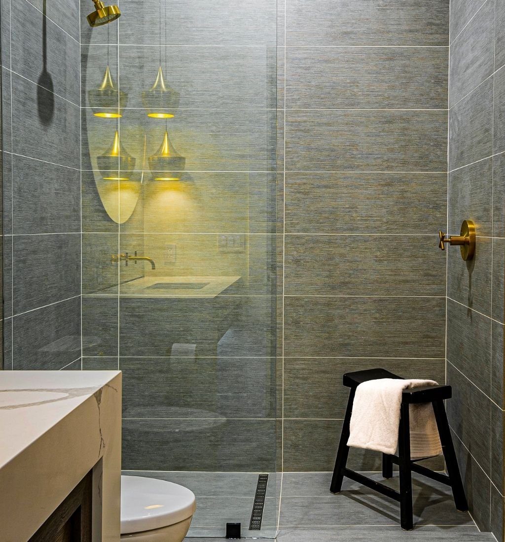 bathroom fitters N13 4JD